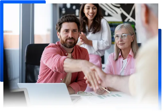 JTL Support Team begrüßt einen Kunden im Beratungsgespräch